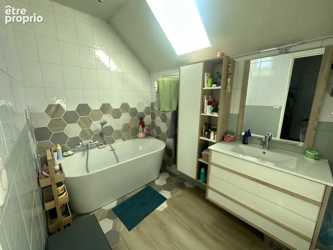 Maison  5 pièce(s) - photo 8