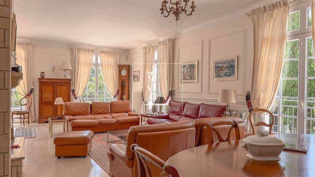 Montauban — Maison familiale avec piscine et potentiel d’évolution - photo 6