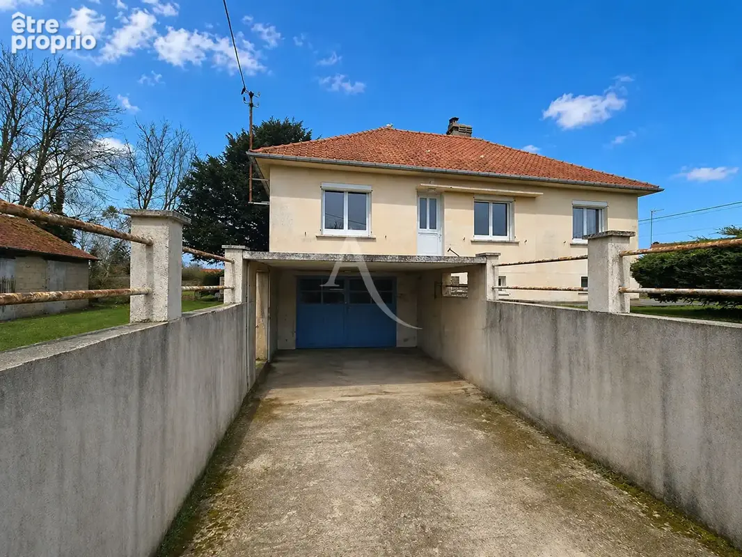 Maison à FAVIERES