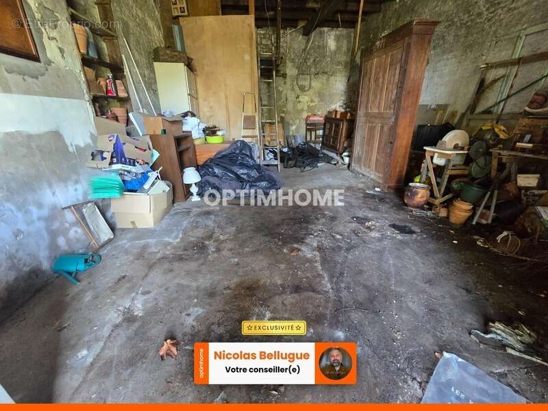 Garage à fort potentiel au coeur de Castillonès - photo 4