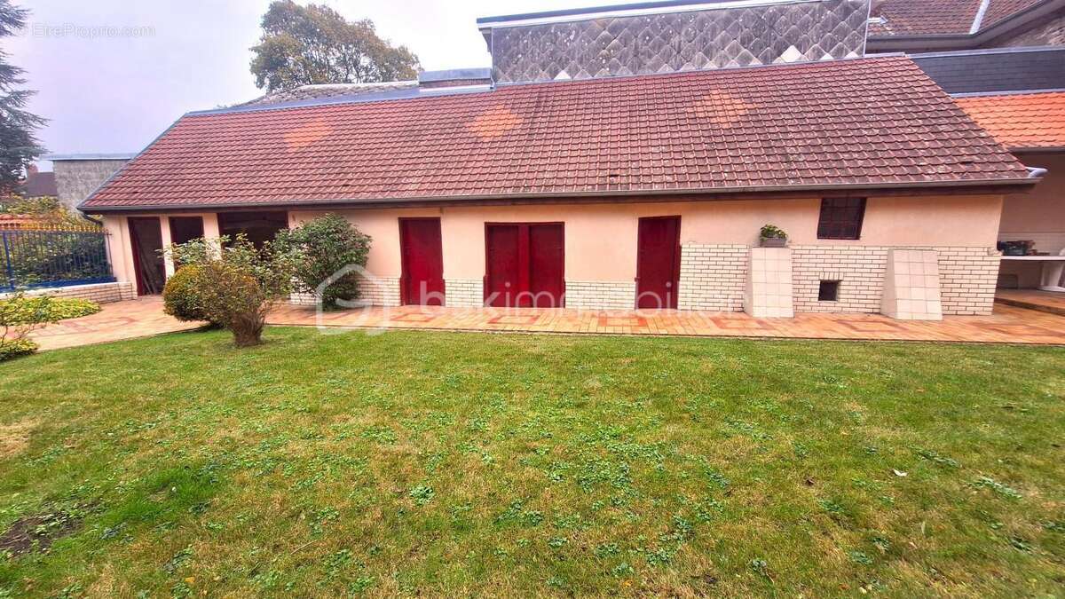 Maison à AUXI-LE-CHATEAU