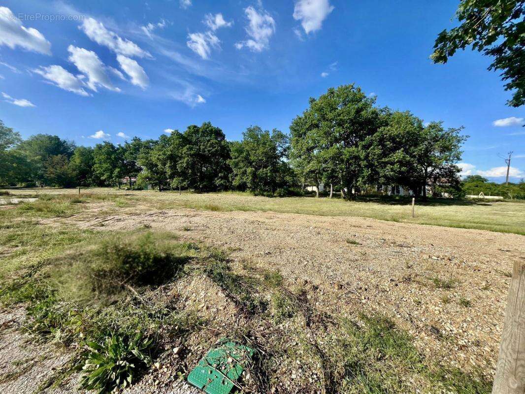 Terrain à FABAS