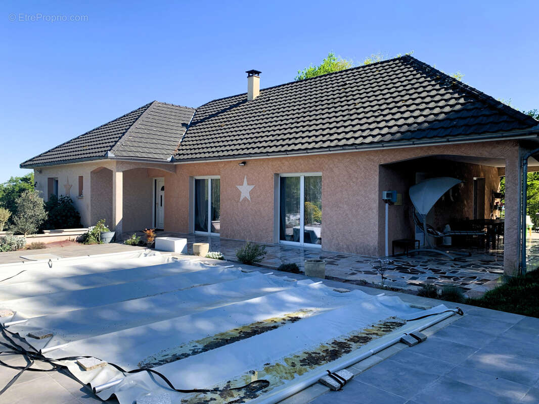 Maison à TERRASSON-LAVILLEDIEU