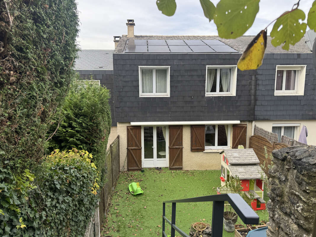 Maison à MANTES-LA-VILLE