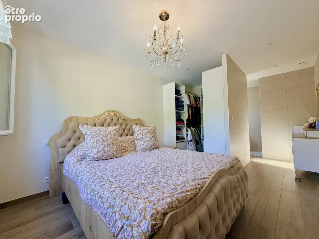 Maison 165 m2 Parcieux avec un terrain de 1434 m2 et piscine chauffée. - photo 8