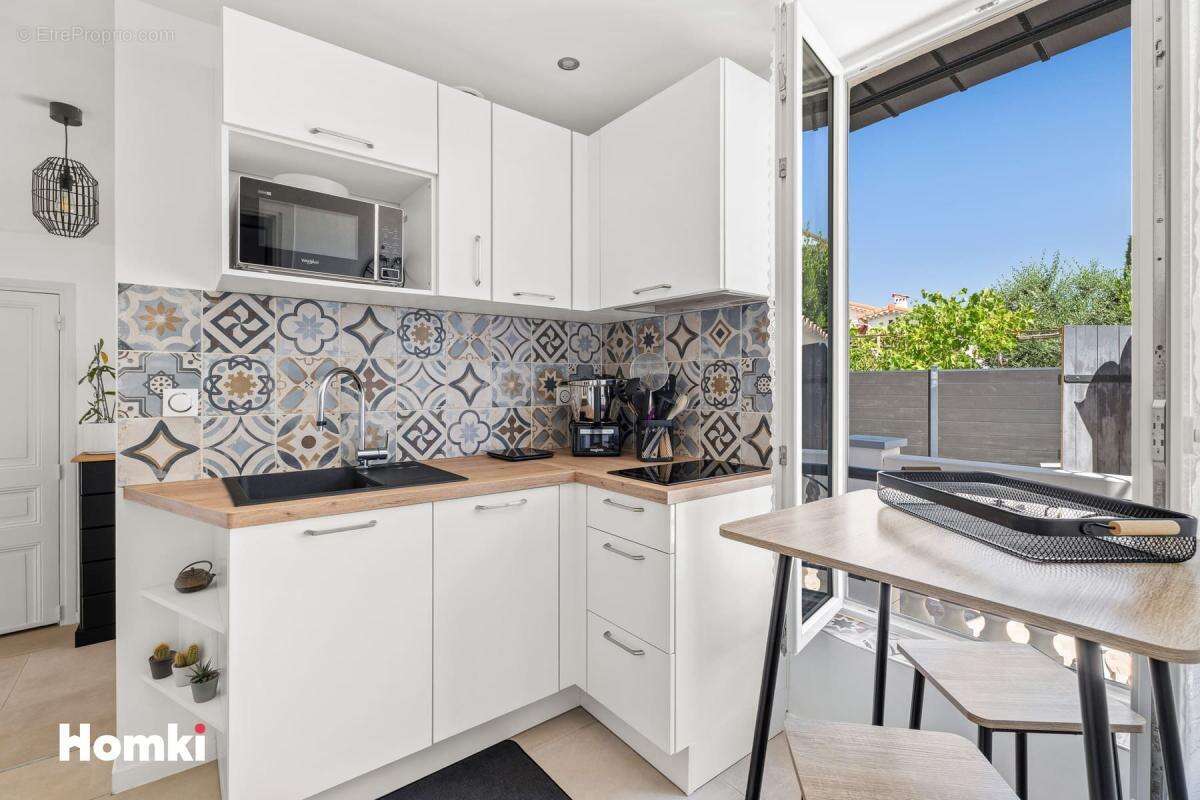 Appartement à LE CANNET