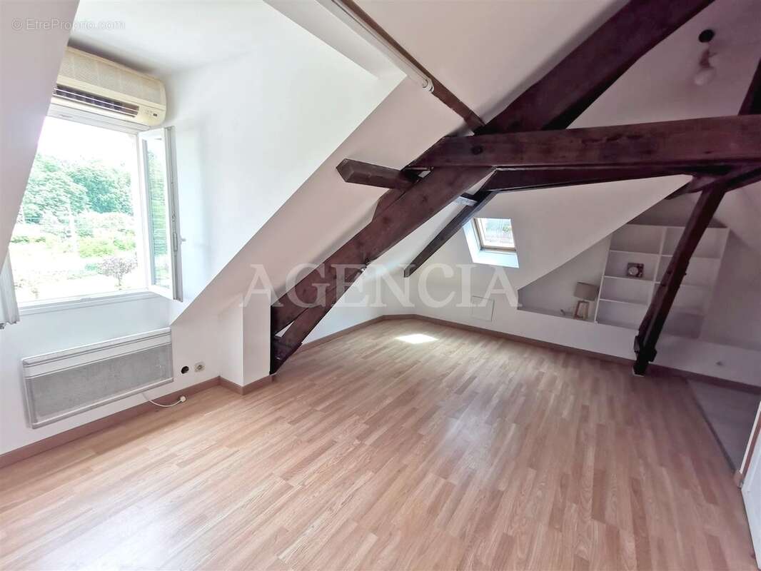 Appartement à GRETZ-ARMAINVILLIERS