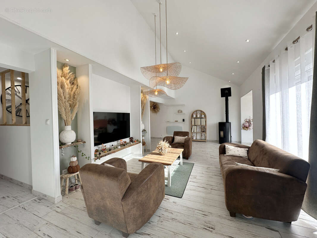 Maison à SAINT-CREPIN-IBOUVILLERS