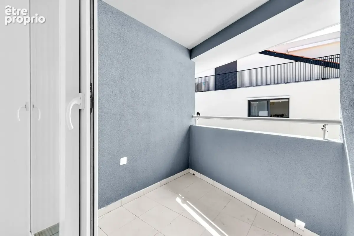Appartement 1 pièce 23 m² à vendre à Nice (06300) - photo 2