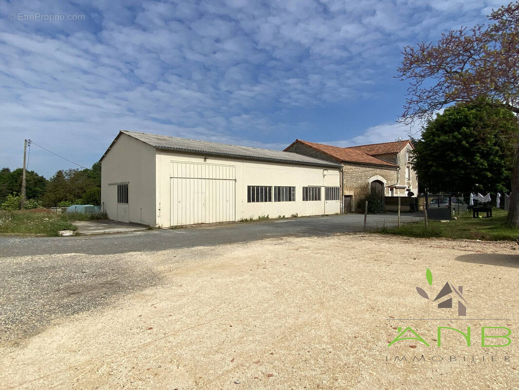 Maison à SAINT-SORNIN