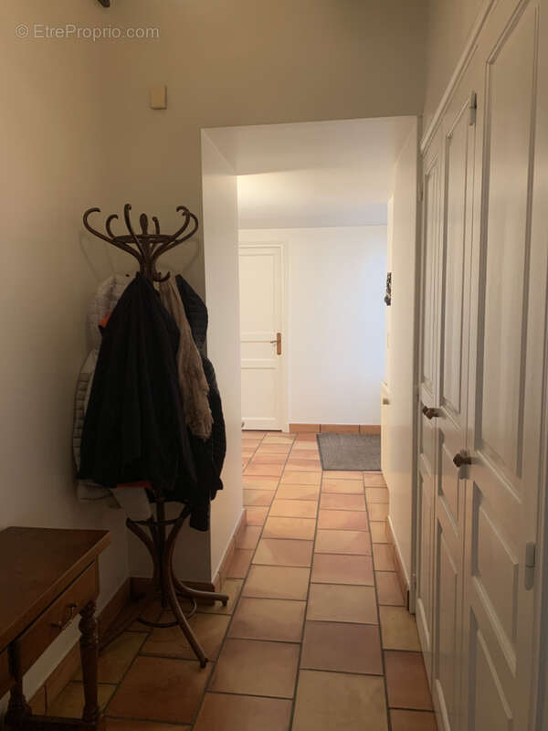 Maison à CHERVES-CHATELARS