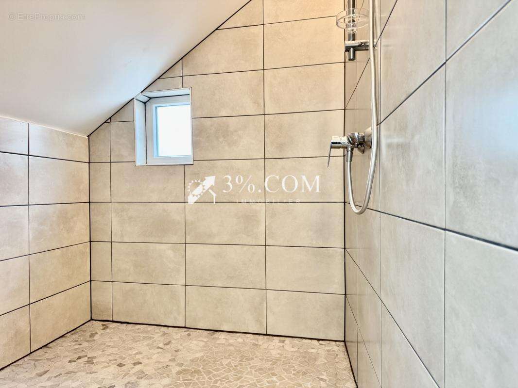 3%COM Très beau duplex F5 rénové à neuf - photo 7