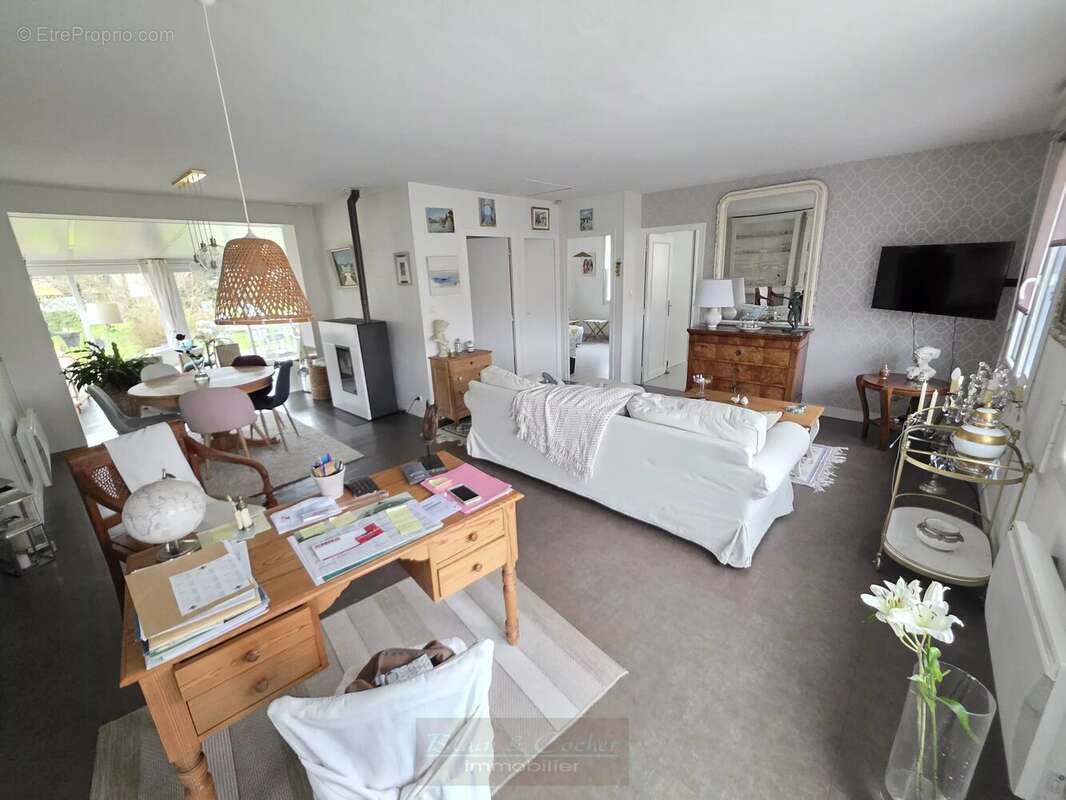 Maison à VILLEMANDEUR