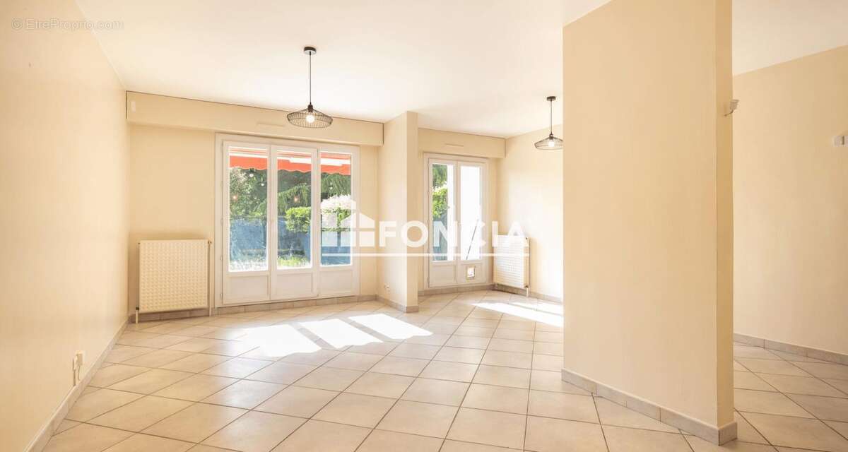 Appartement à ECHIROLLES