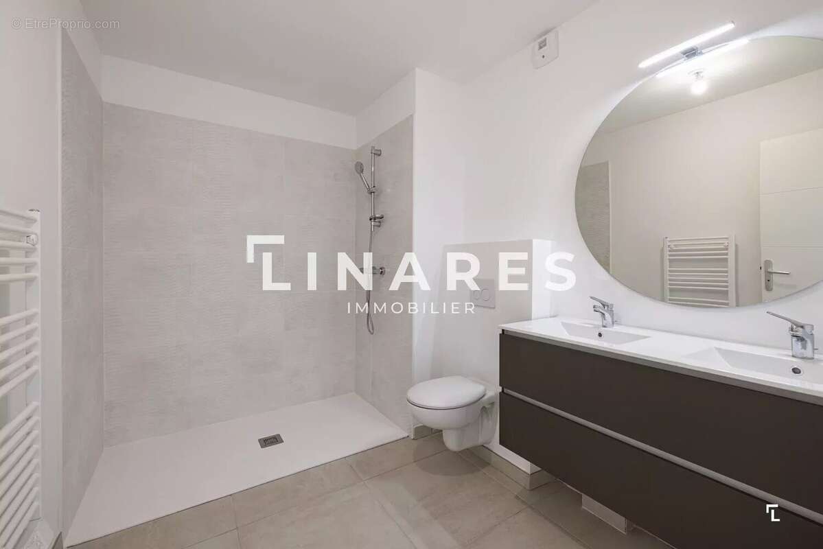 Appartement à MARSEILLE-11E