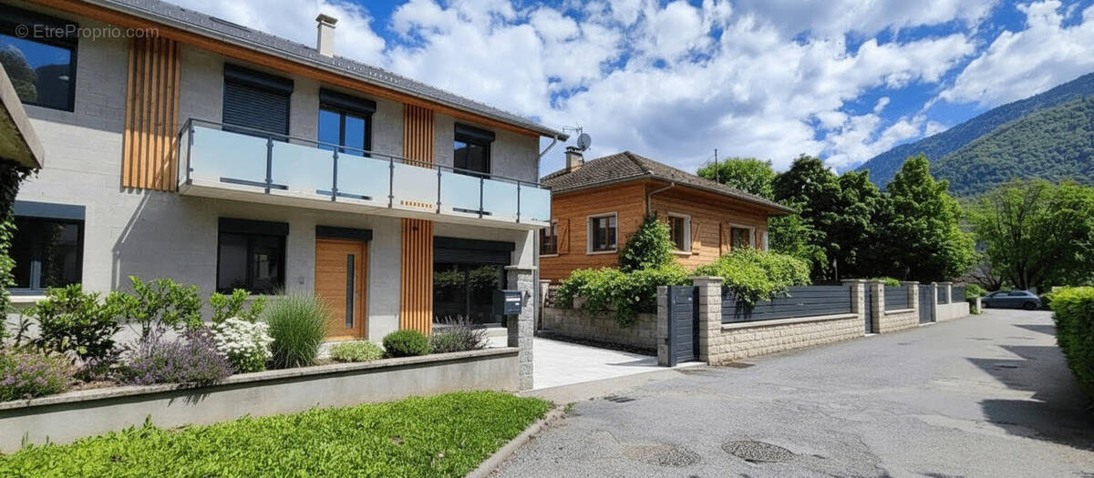 Maison à ALBERTVILLE