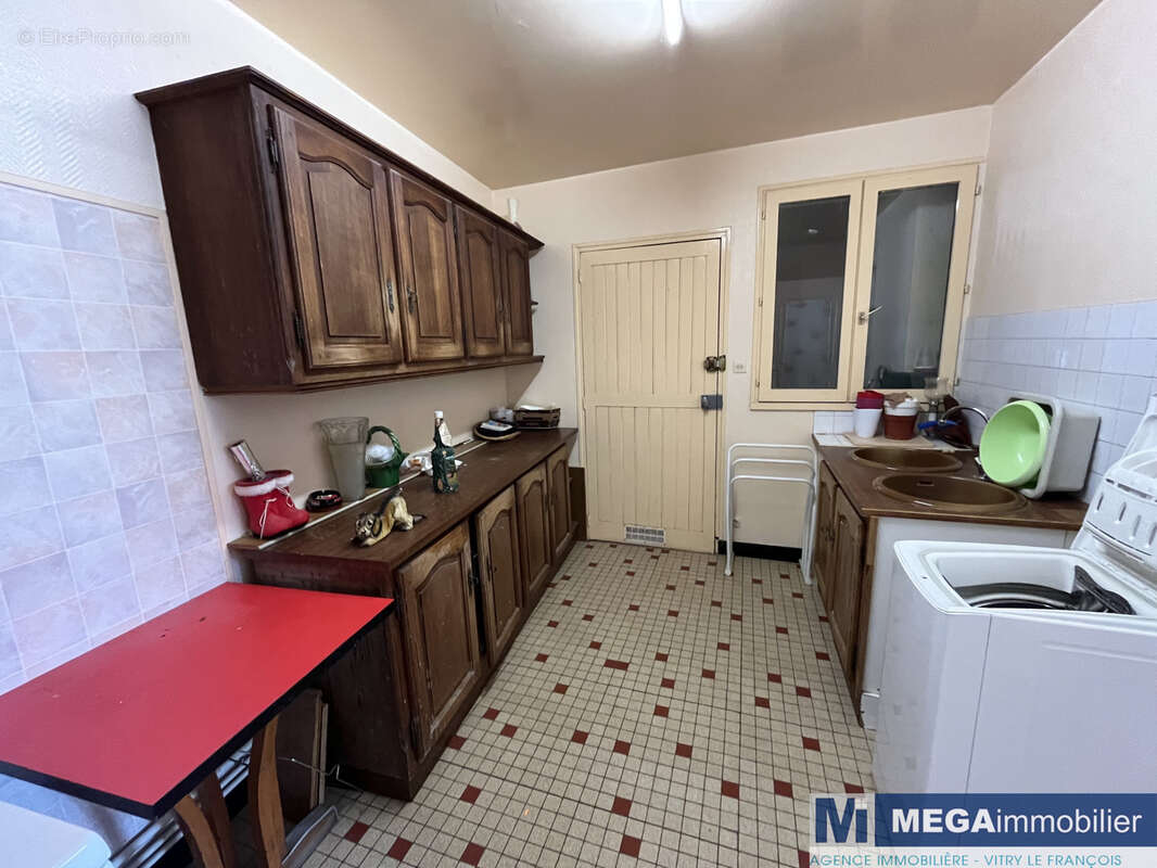 Maison à Vitry le François à proximité du centre ville - photo 6