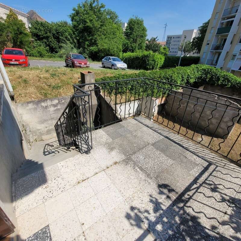 Dpt Gard (30), à vendre ALES immeuble de rapport 175m2 environ à rénover + terrain 300m² environ - photo 46