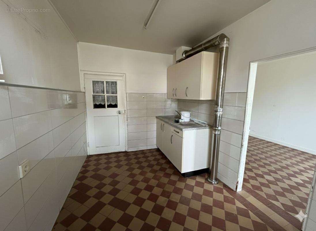 Maison à ISLES-LES-MELDEUSES