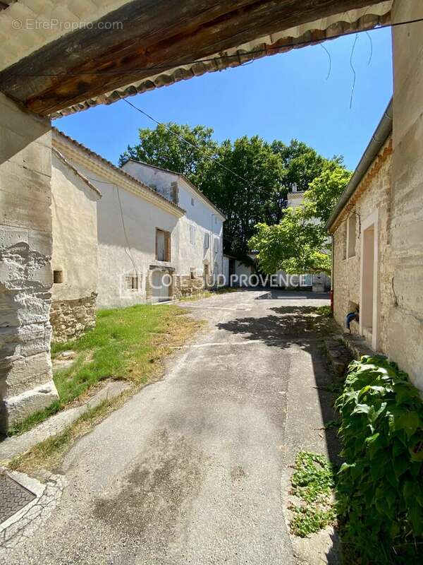 Propriete pernes les fontaines - photo 3