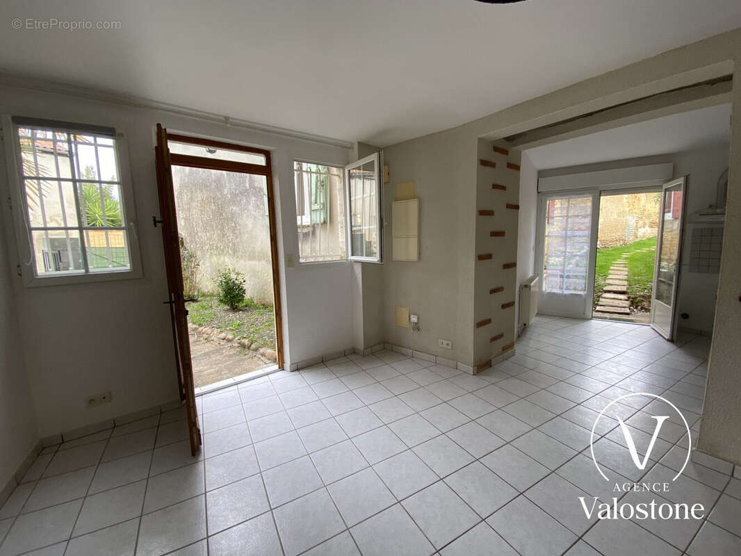 Maison à MONTGAILLARD