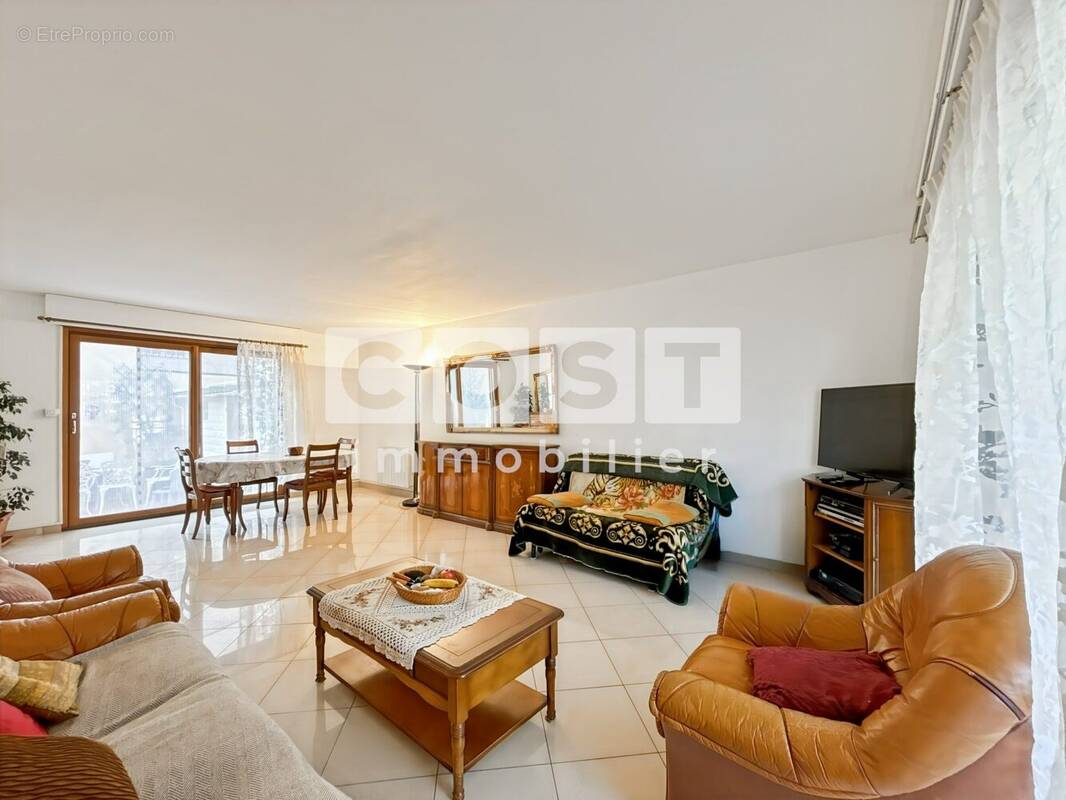 Appartement à BOIS-COLOMBES