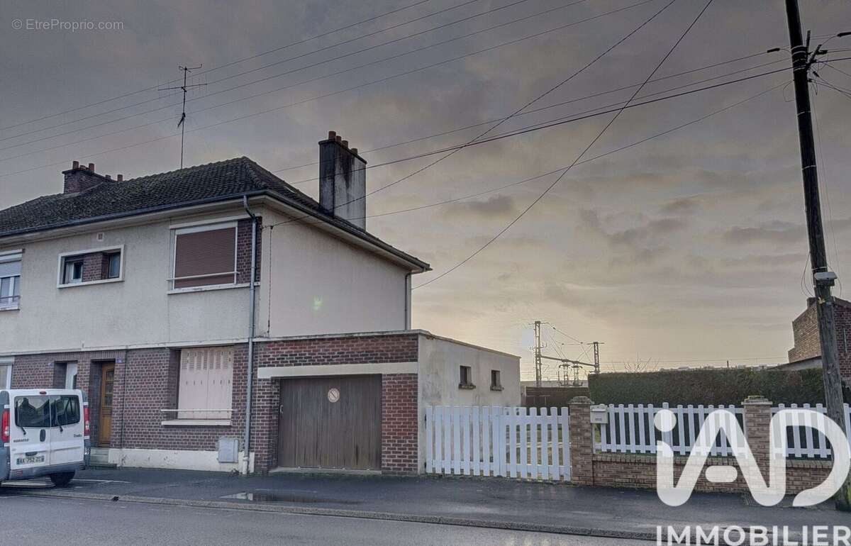 Photo 2 - Maison à TERGNIER