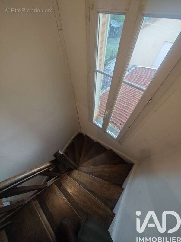 Photo 5 - Maison à ROMILLY-SUR-SEINE