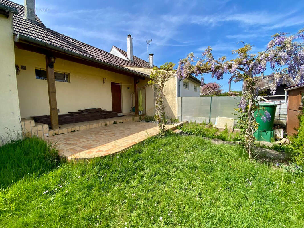 Maison à SAINT-QUENTIN