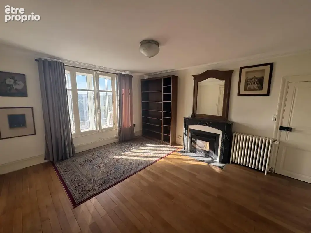 Maison 7 pièces 365 m² à vendre à Saint-Maixent-L'ecole (79400) - photo 3