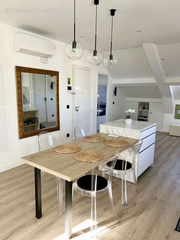 Appartement à BEAUSOLEIL