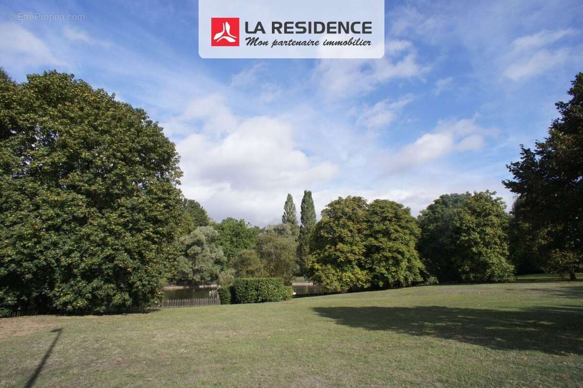 Appartement à VERNEUIL-SUR-SEINE
