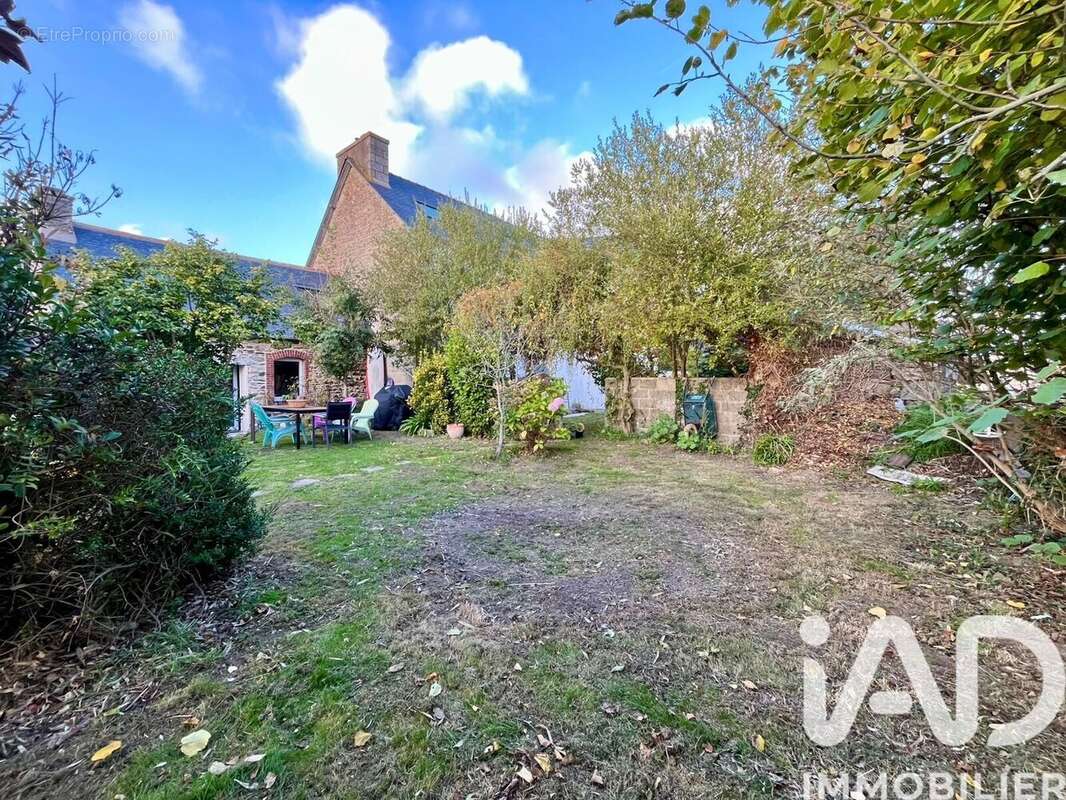 Maison 60 m² à Ploezal  - photo 7
