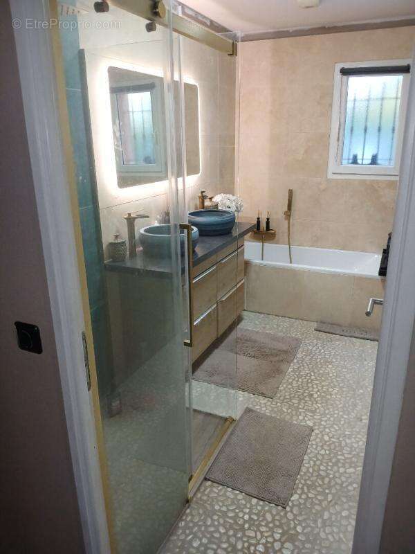 Maison à MONTFORT-SUR-ARGENS