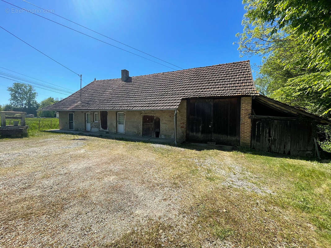 Maison à SAINT-GERMAIN-DU-BOIS