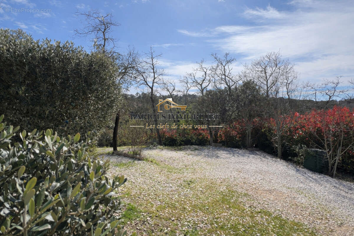 Maison à FLASSANS-SUR-ISSOLE