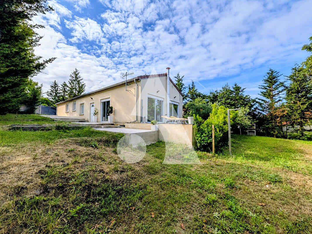 Maison à LA FRETTE-SUR-SEINE