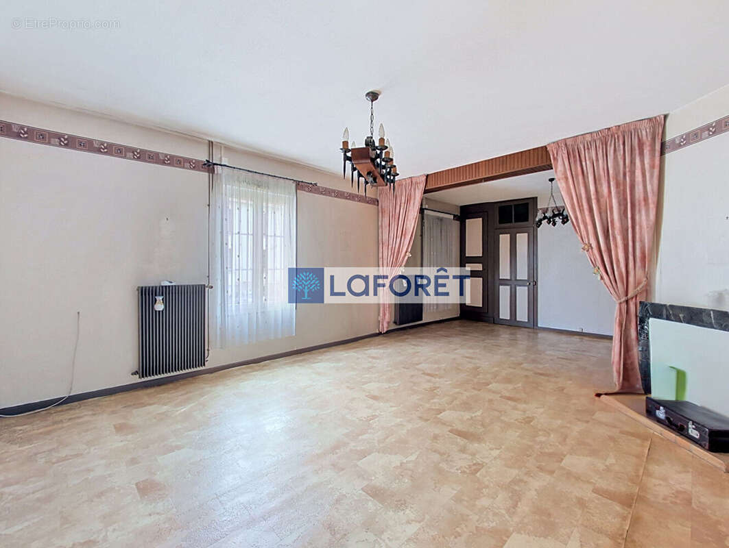 Maison Saint Dizier 6 pièce(s) 156,87 m2 - photo 4