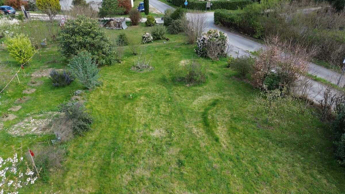 Terrain à SAINT-NAZAIRE-EN-ROYANS