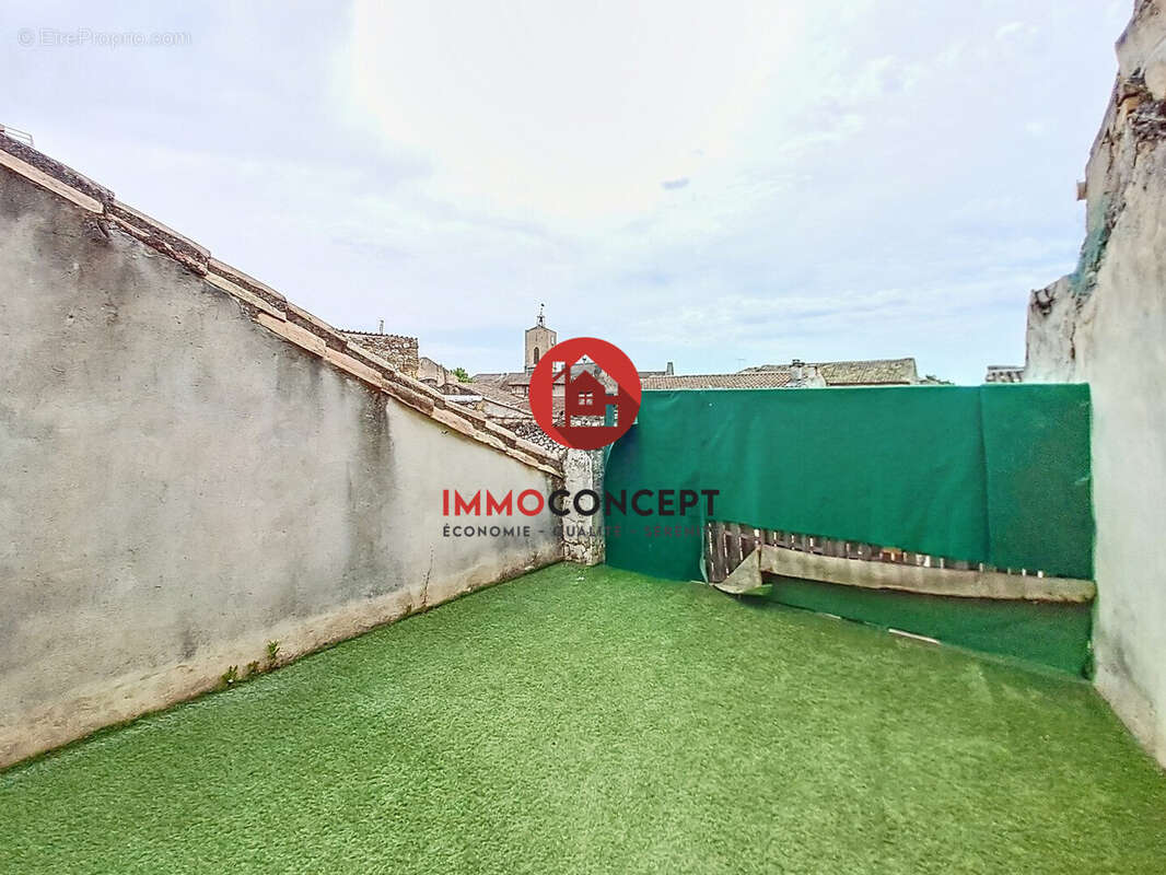 Maison à ROQUEMAURE