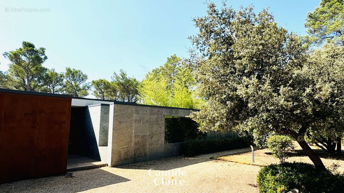 Maison à SAINT-MARC-JAUMEGARDE