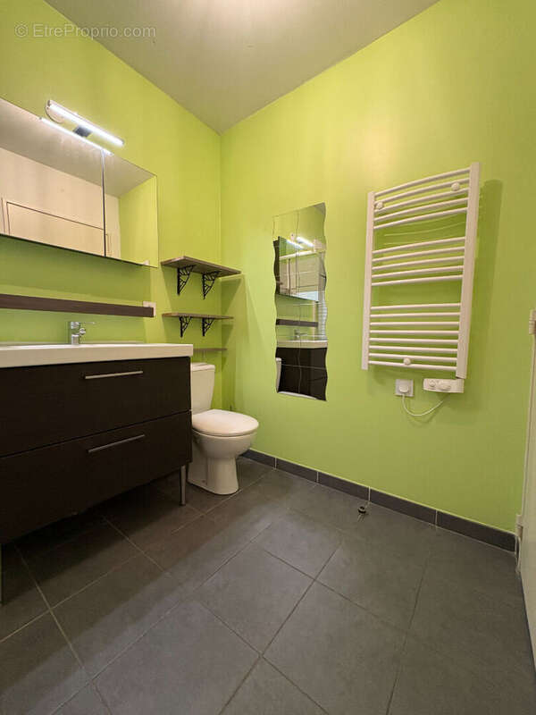 Appartement à MARSEILLE-3E