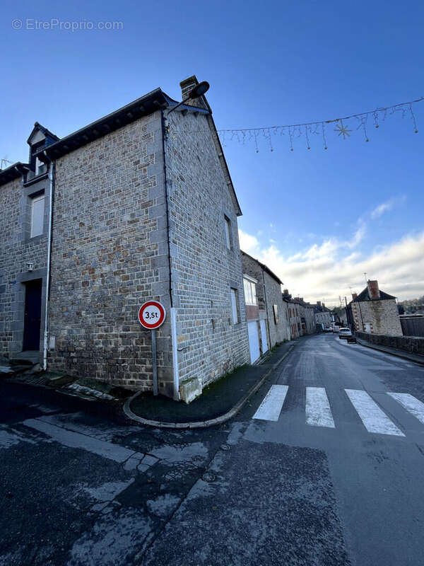 Maison à CHATILLON-EN-VENDELAIS