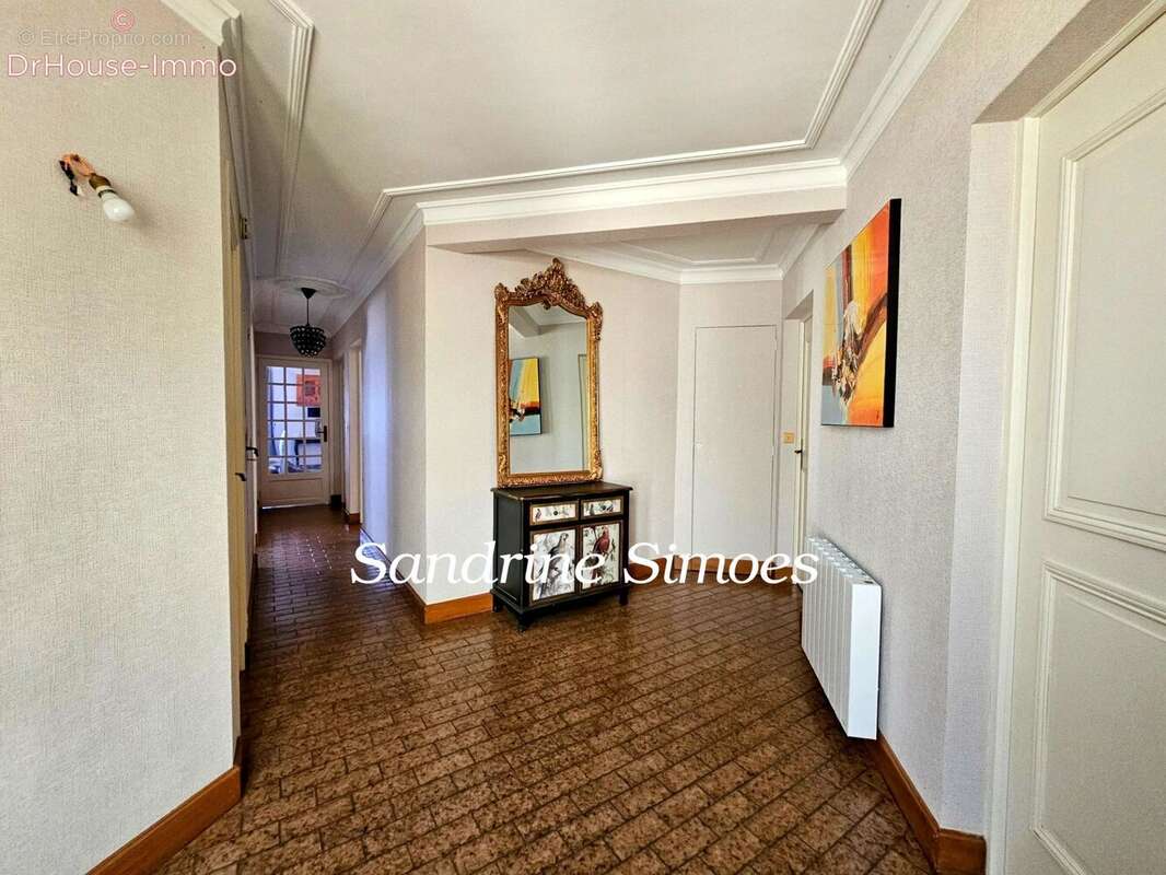 Maison 180 m² à Montmorillon  - photo 6