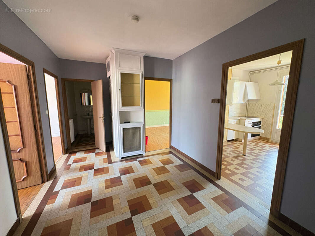 Appartement Voiron 3 pièce(s) 75.36 m2 - photo 6