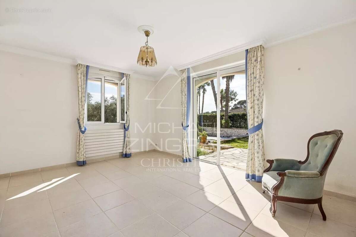 Maison à ANTIBES