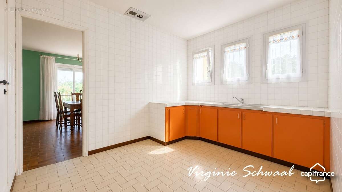 PUYOO (64)Maison familiale - 137 m2 - 6 chambres - sous-sol - 2 600 m2 de terrain clos - photo 5