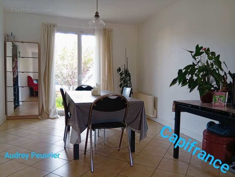 Maison à BEVILLE-LE-COMTE