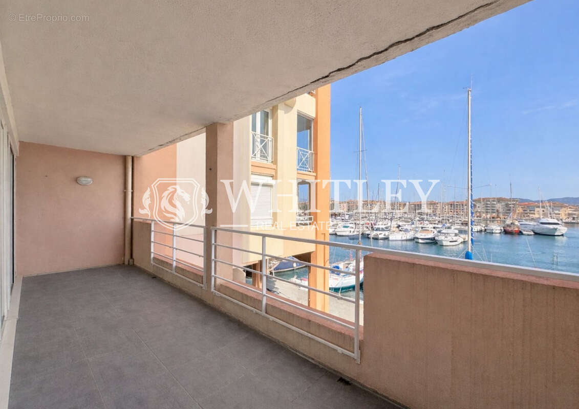 Appartement à FREJUS