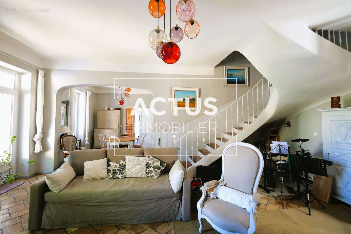 Maison à SALON-DE-PROVENCE